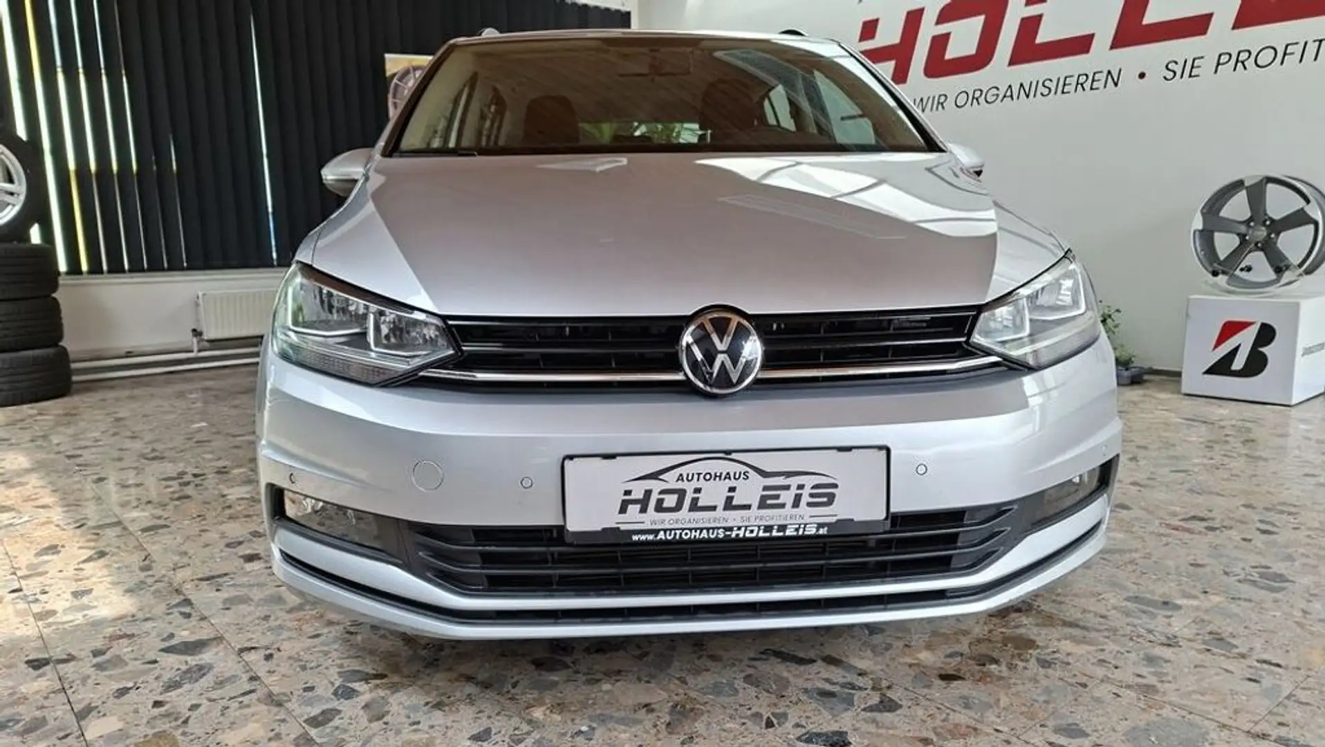 Volkswagen Touran Comfortline 2,0 TDI  150 PS Automatik  Tausch mögl Argent - 2