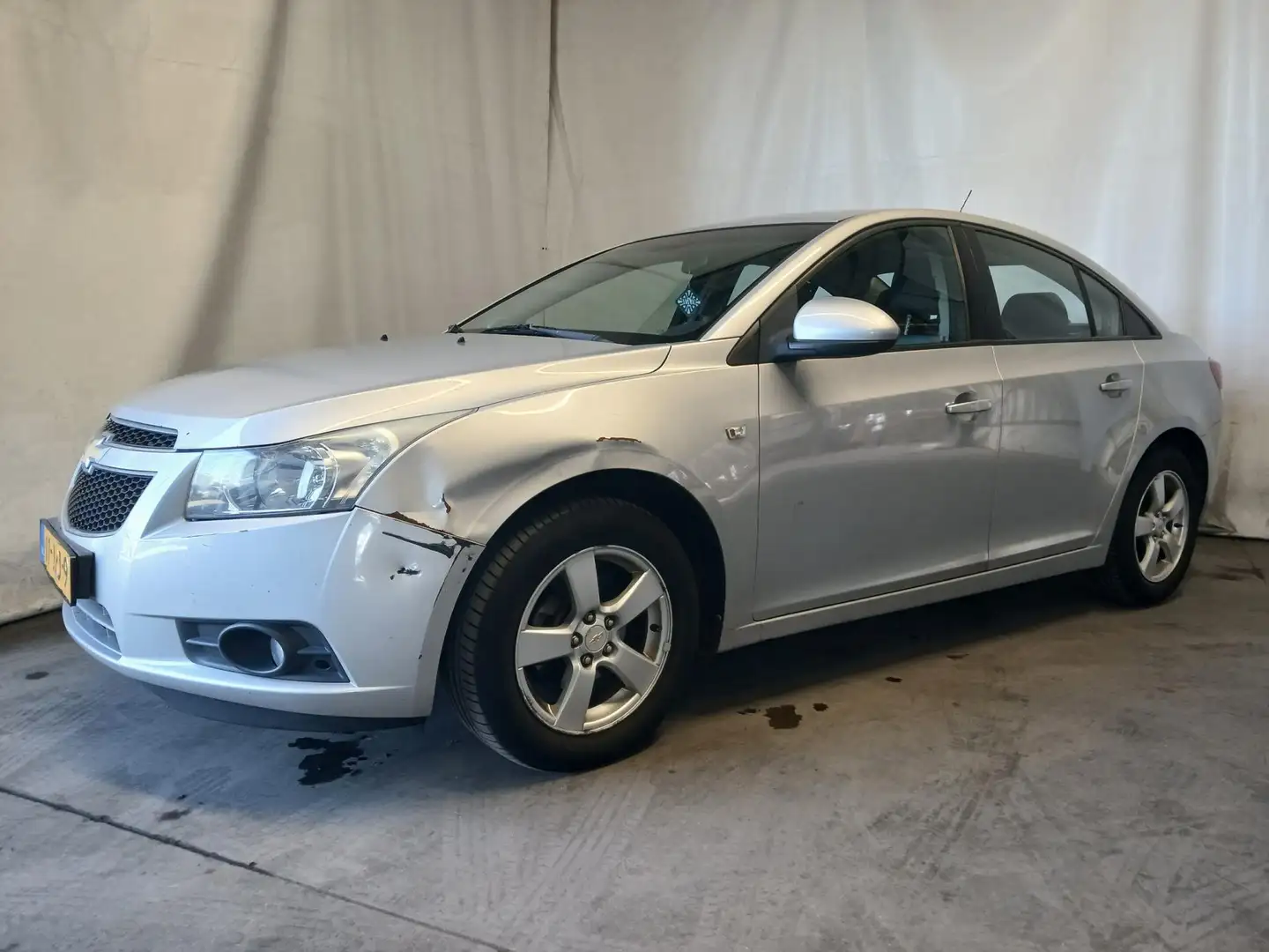 Chevrolet Cruze 1.8 LS - Airco - Linker / Rechter Zijschade Grigio - 2