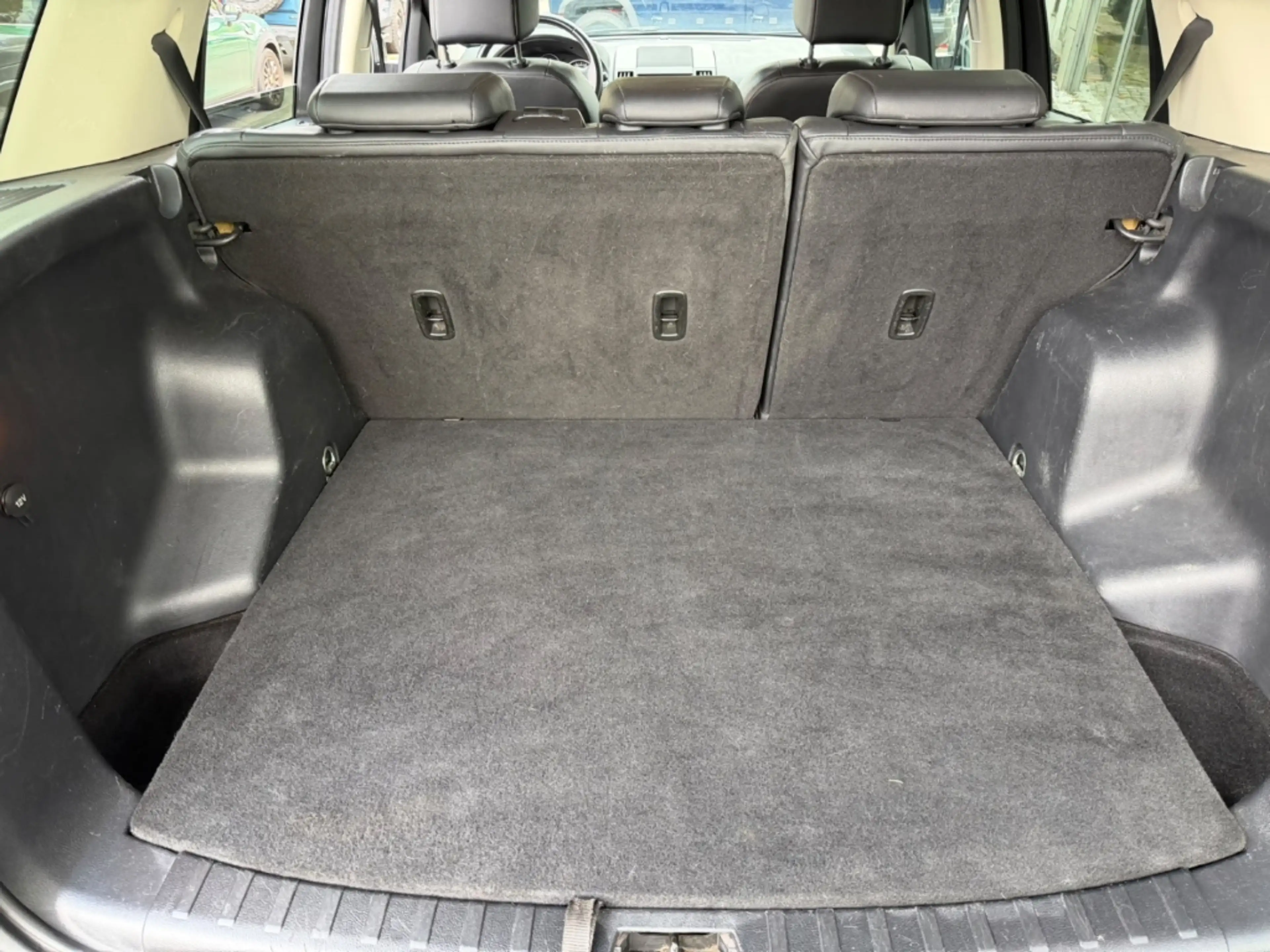 Land Rover Freelander 2 L359 2.2 TD4A S — photo 8
