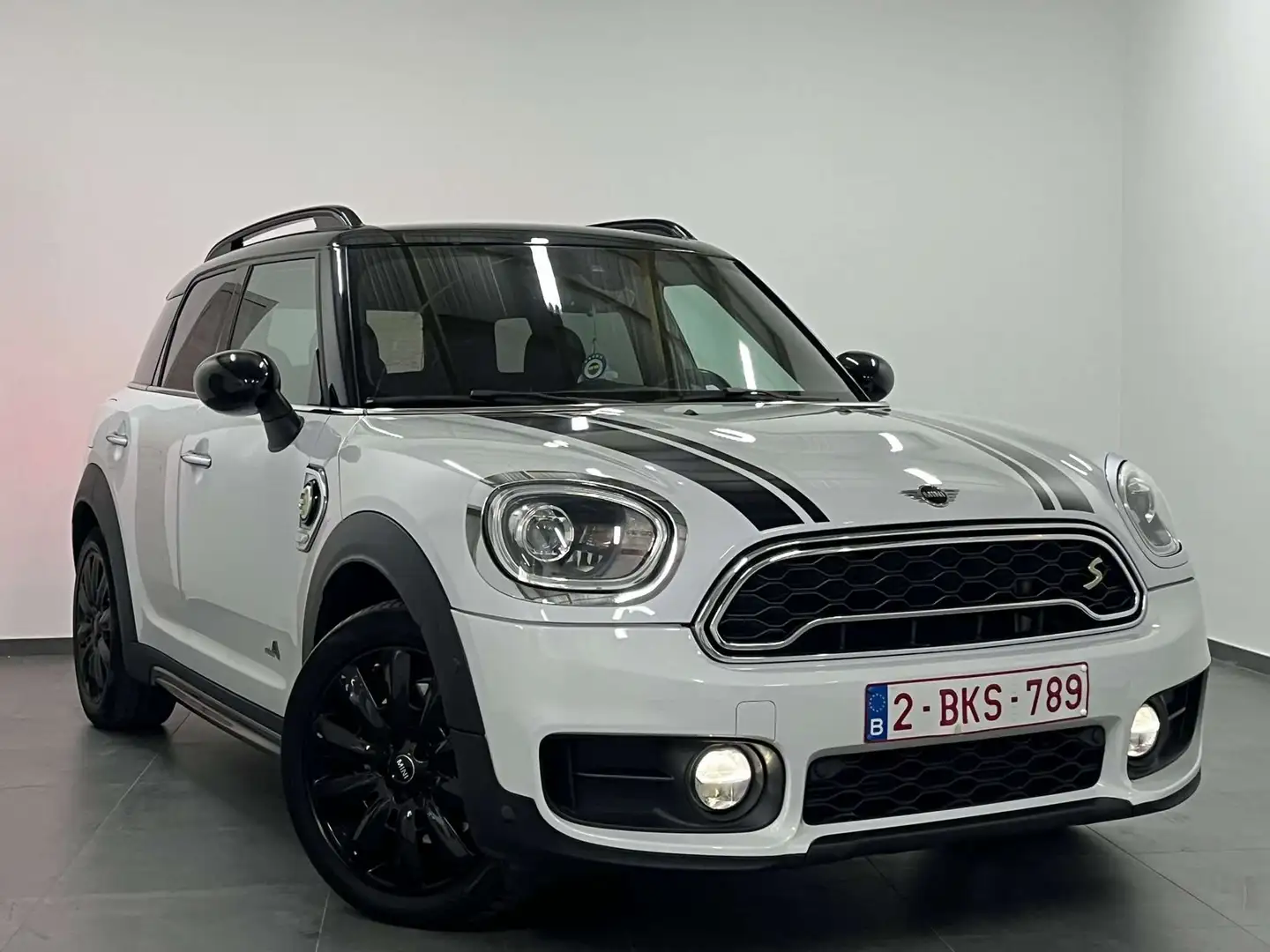 MINI Cooper SE Countryman Mini Countryman 1.5A PHEV Cooper S E ALL4 Bílá - 1
