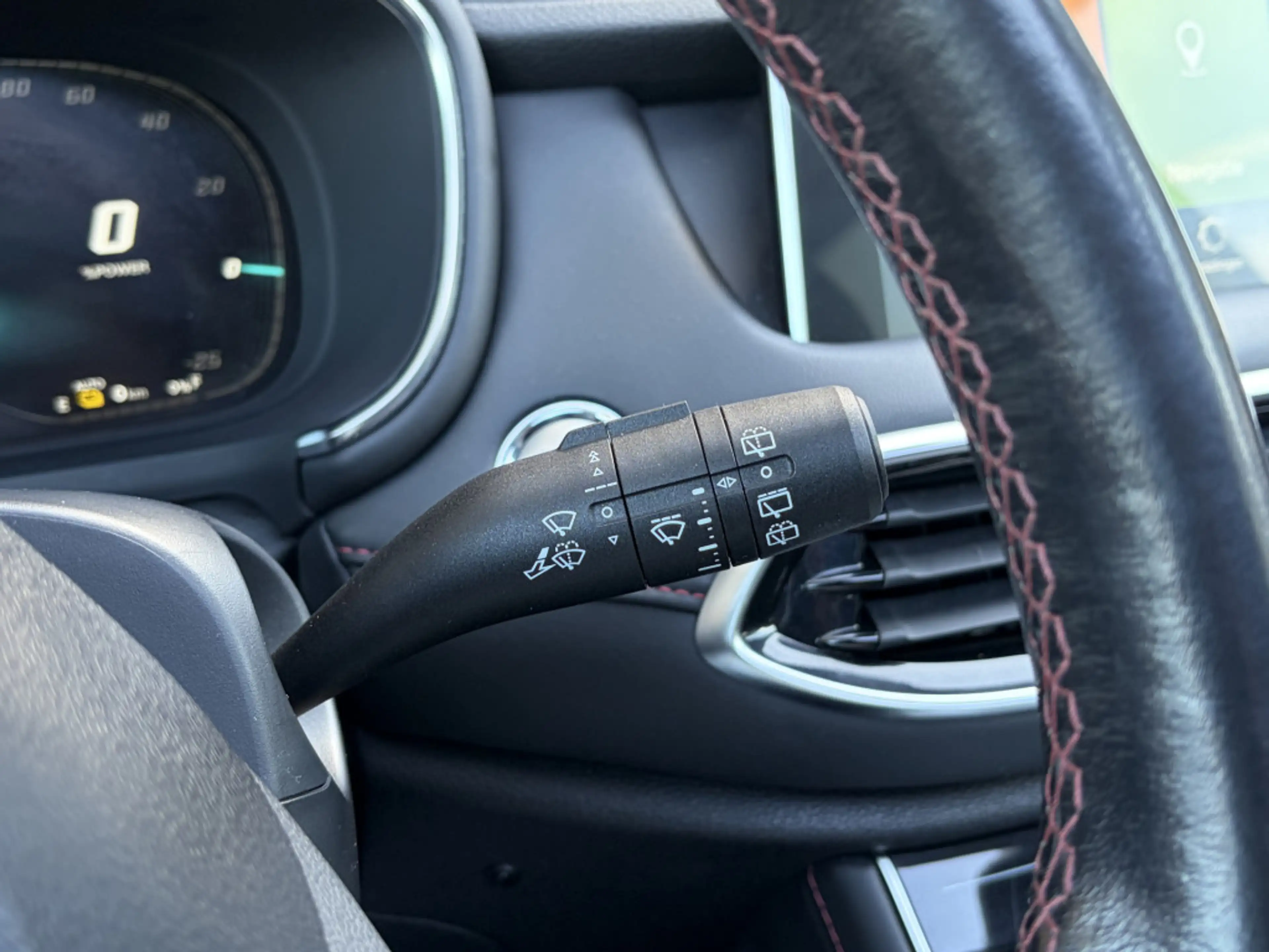 MG EHS 1.5 TGDI Comfort Trekhaak / Panodak / 360Camera — photo 30