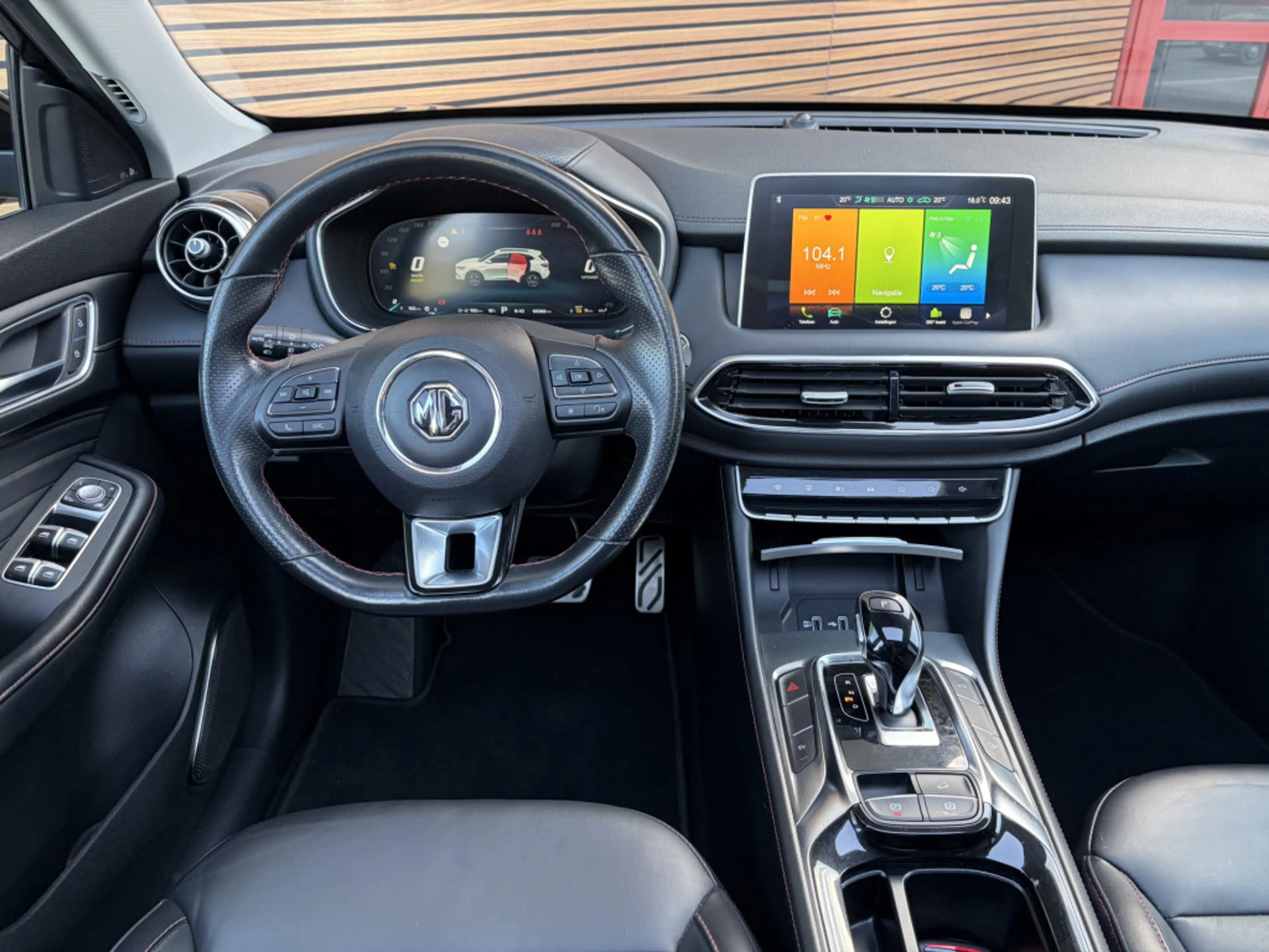 MG EHS 1.5 TGDI Comfort Trekhaak / Panodak / 360Camera — photo 23