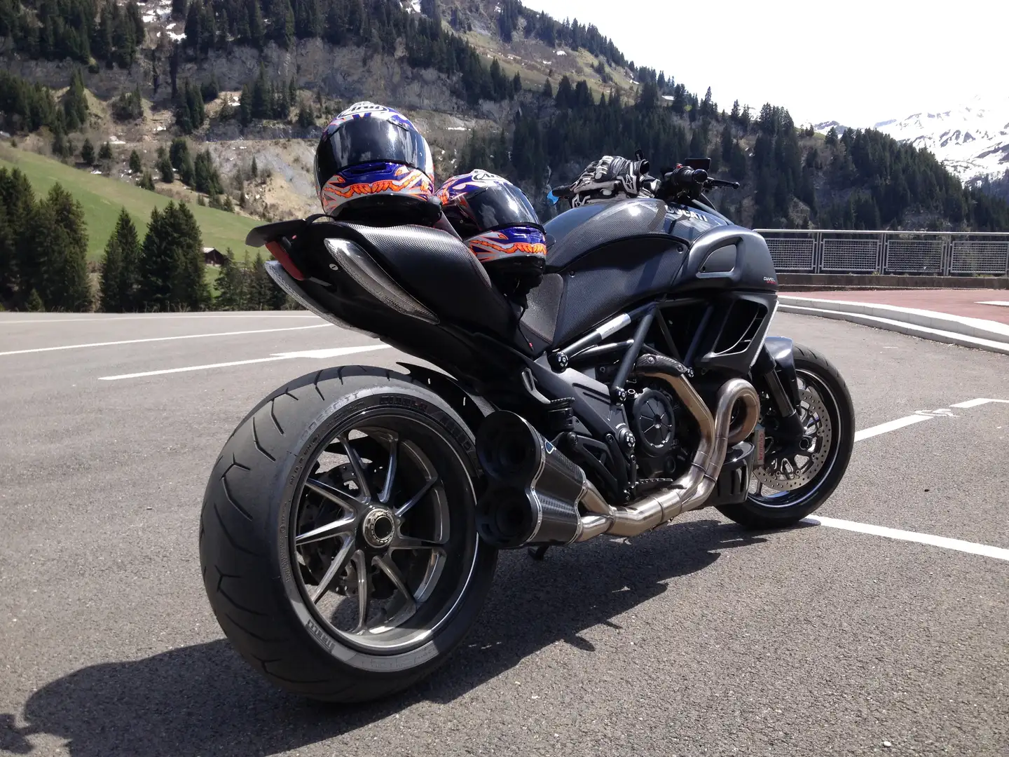 Ducati Diavel Carbon black Zwart - 2