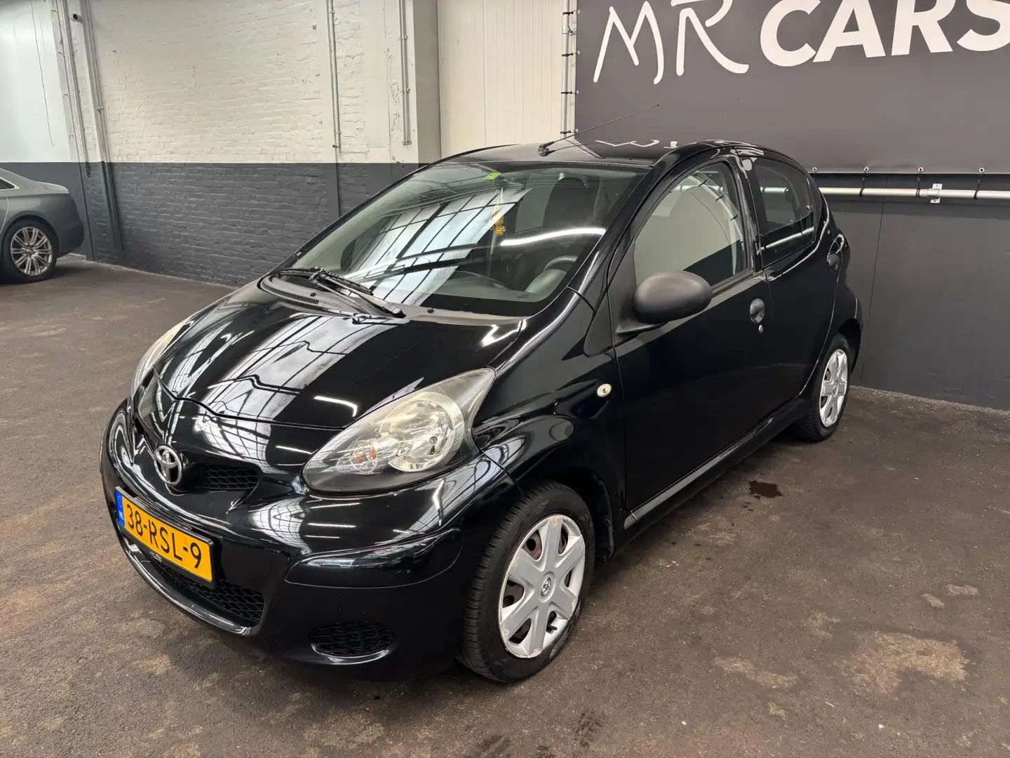 Toyota Aygo 1.0-12V Cool airco Noir - 2
