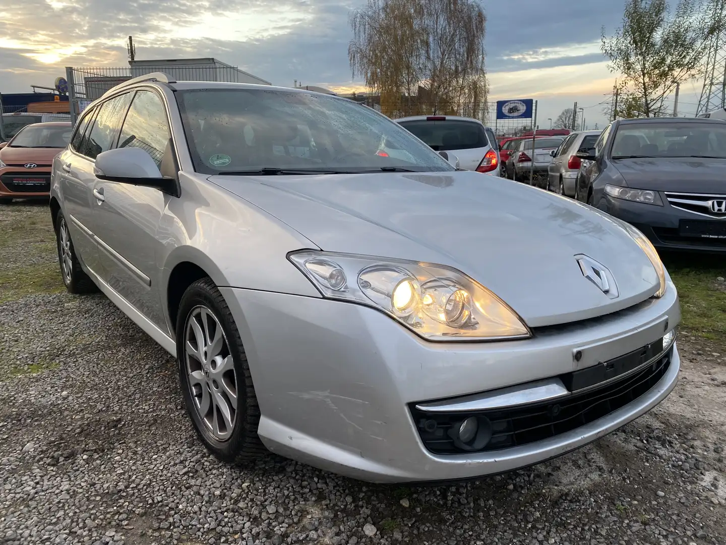 Renault Laguna Dynamique,Automatik,Klimaautomatik Grau - 2
