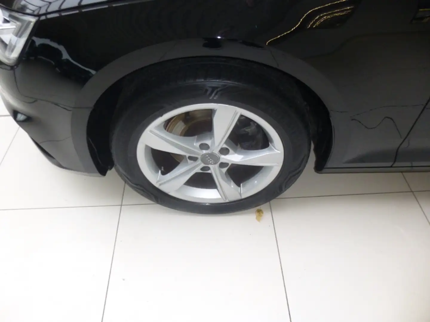 Audi A4 Avant 35 TFSI sport Schwarz - 2