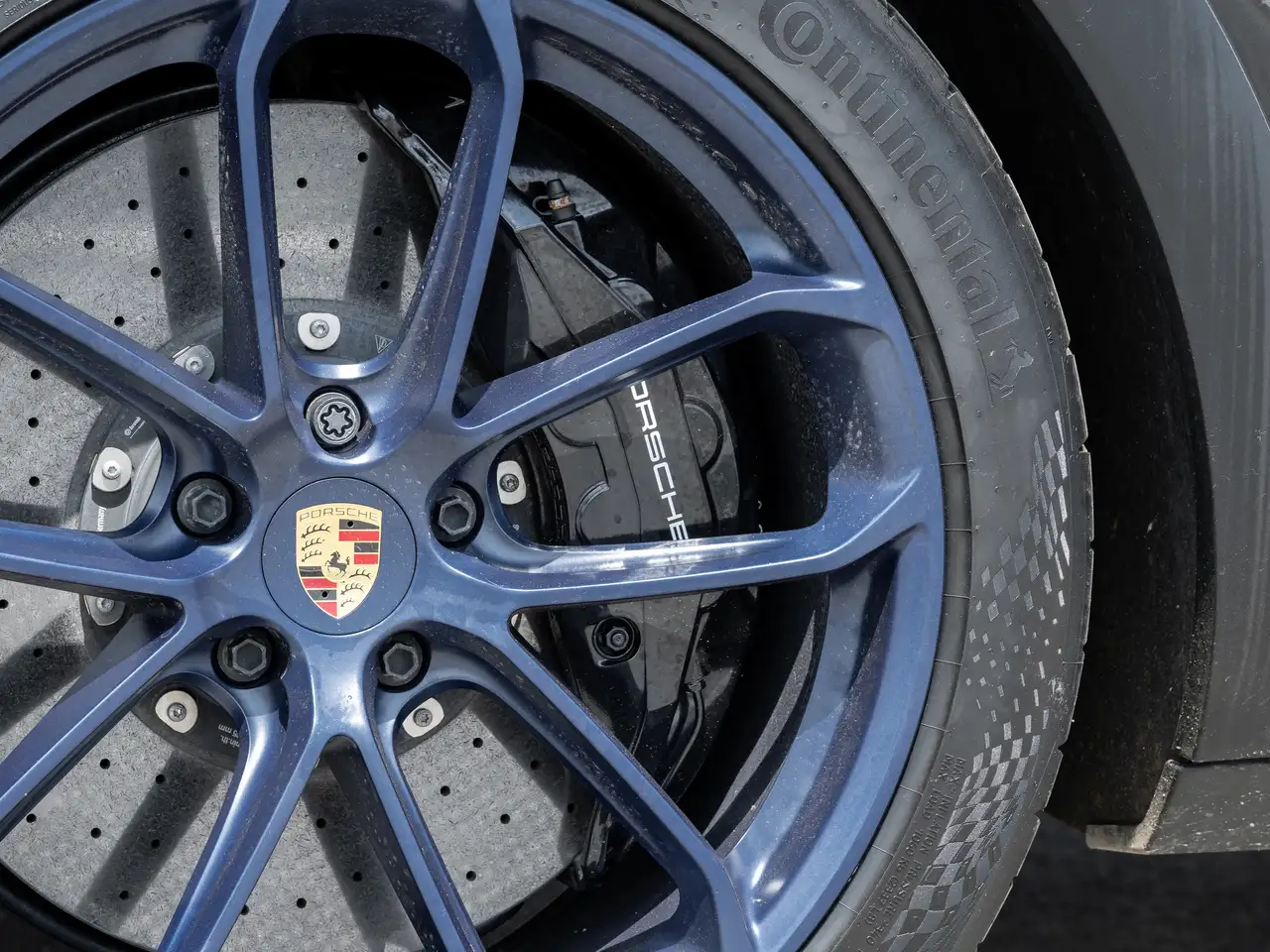 Porsche Cayenne снимка Porsche Cayenne