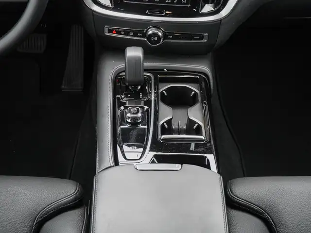 Volvo V60 view 14