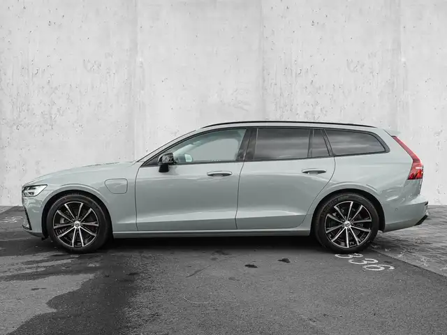 Volvo V60 view 5