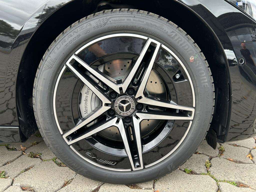 Mercedes-Benz C 180