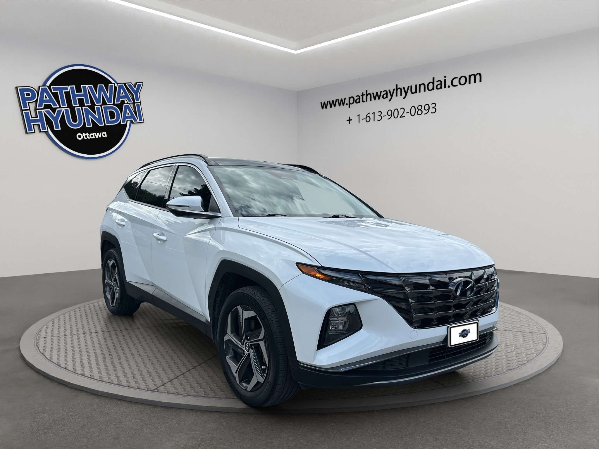 2022 Hyundai Tucson Luxury | Reverse Cam | Heated Seats