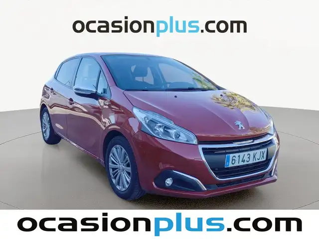 Peugeot 208 view 2