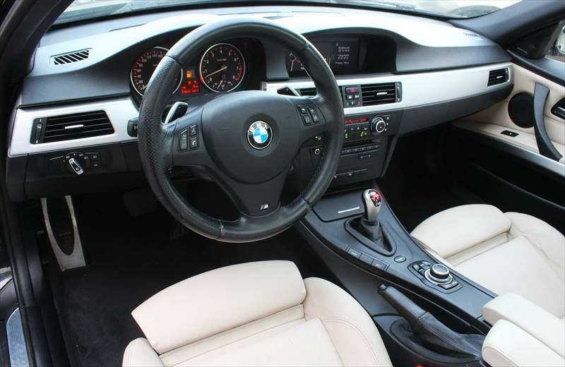 BMW 335 i Touring xDrive M-Sport-Paket Leder Panoram — photo 6