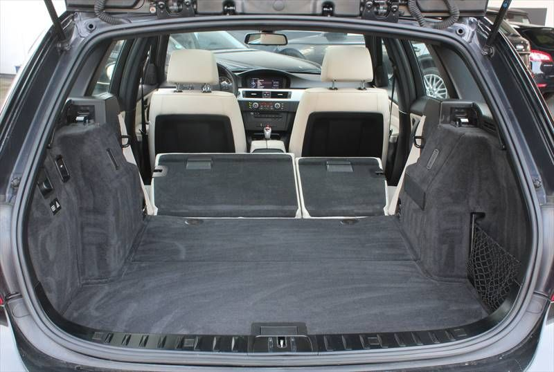 BMW 335 i Touring xDrive M-Sport-Paket Leder Panoram — photo 12