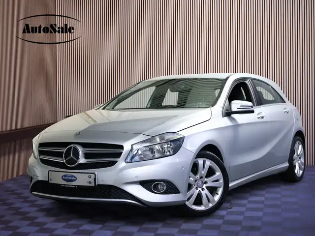 Mercedes-Benz A 180 AUTOMAAT NAVI BT LEER STOELVW PDC CRUISE'12
