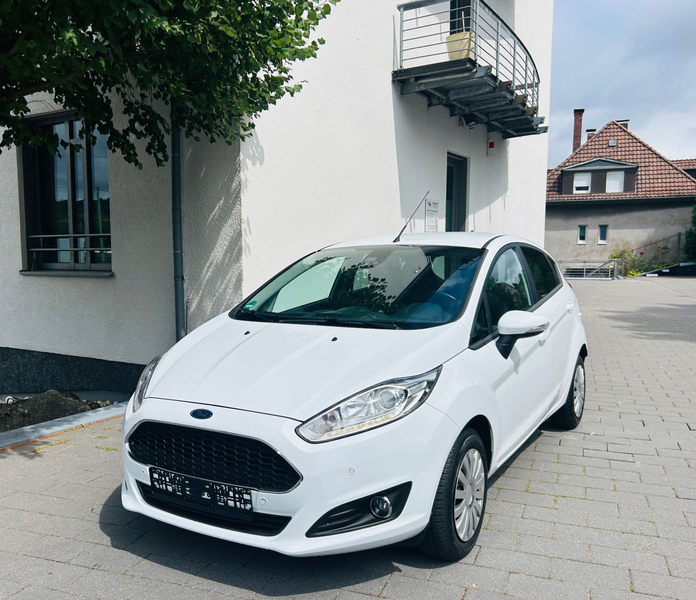 Ford Fiesta Celebration ATM 32000 KM — photo 2