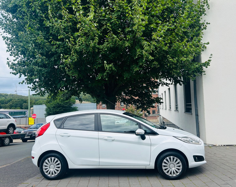 Ford Fiesta Celebration ATM 32000 KM — photo 6