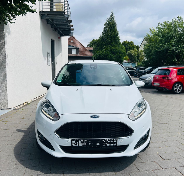 Ford Fiesta Celebration ATM 32000 KM — photo 3