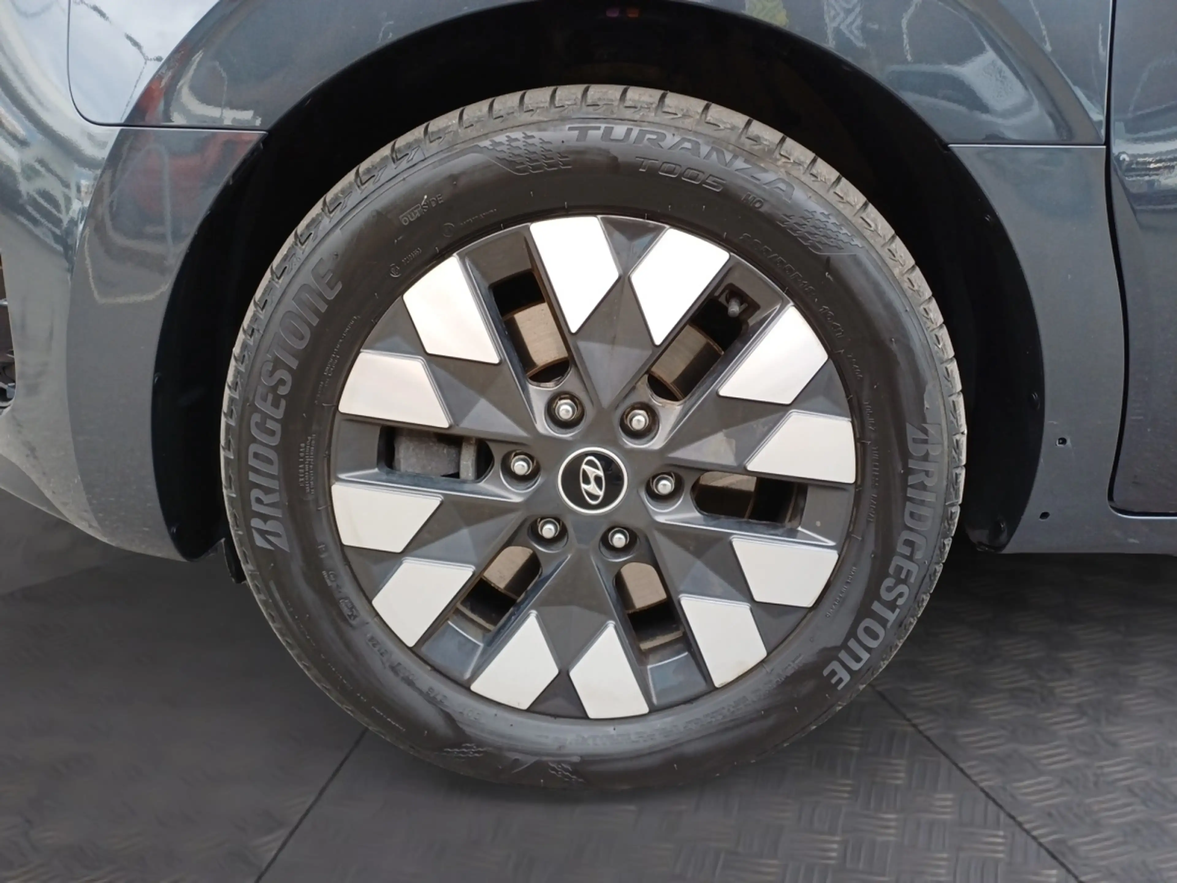 Hyundai STARIA Bus 2,2 CRDi Luxury Line 4WD DCT Aut. — photo 13