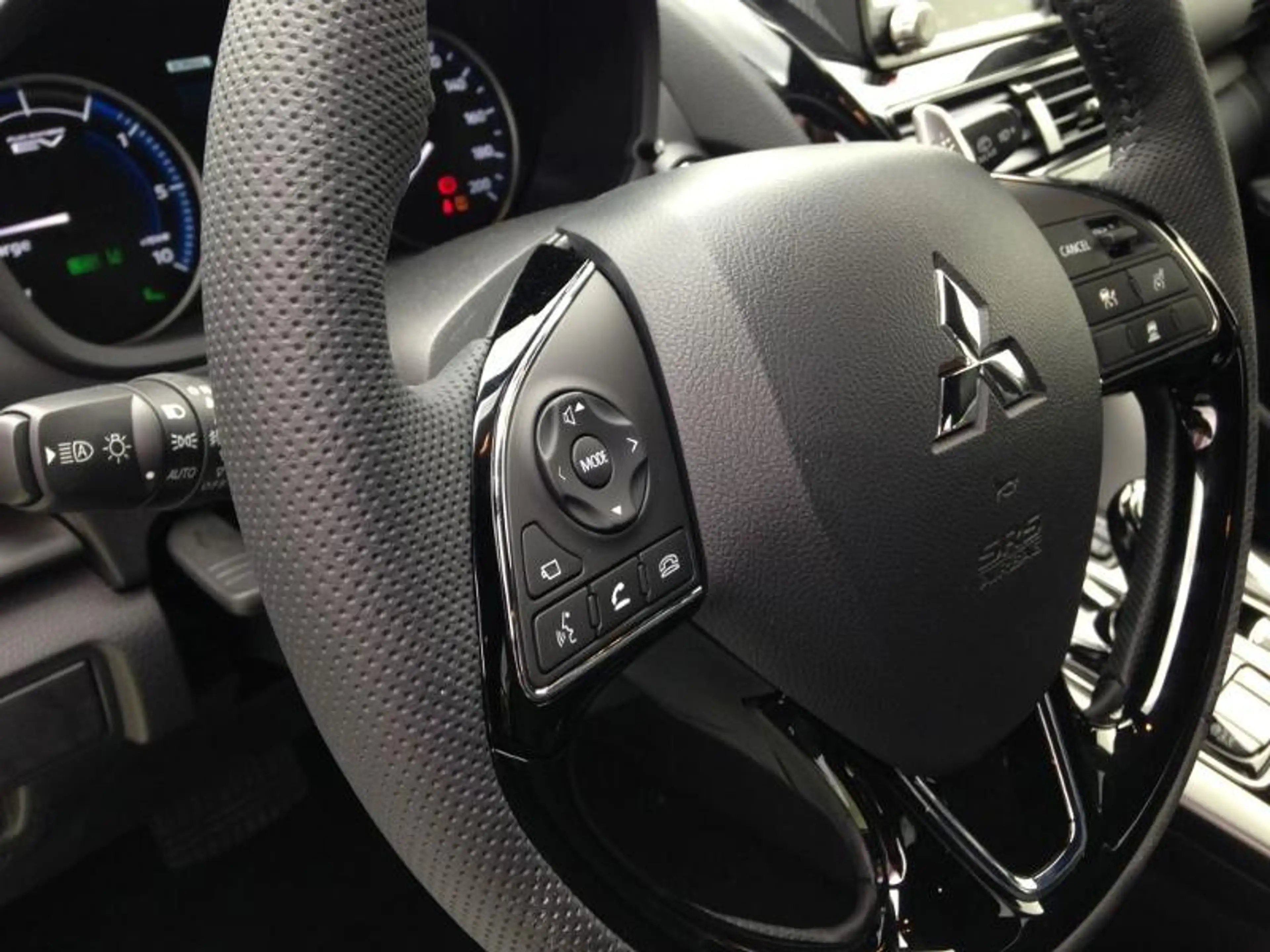 Mitsubishi Eclipse Cross PHEV Select Black 4WD inkl. WKR — photo 5