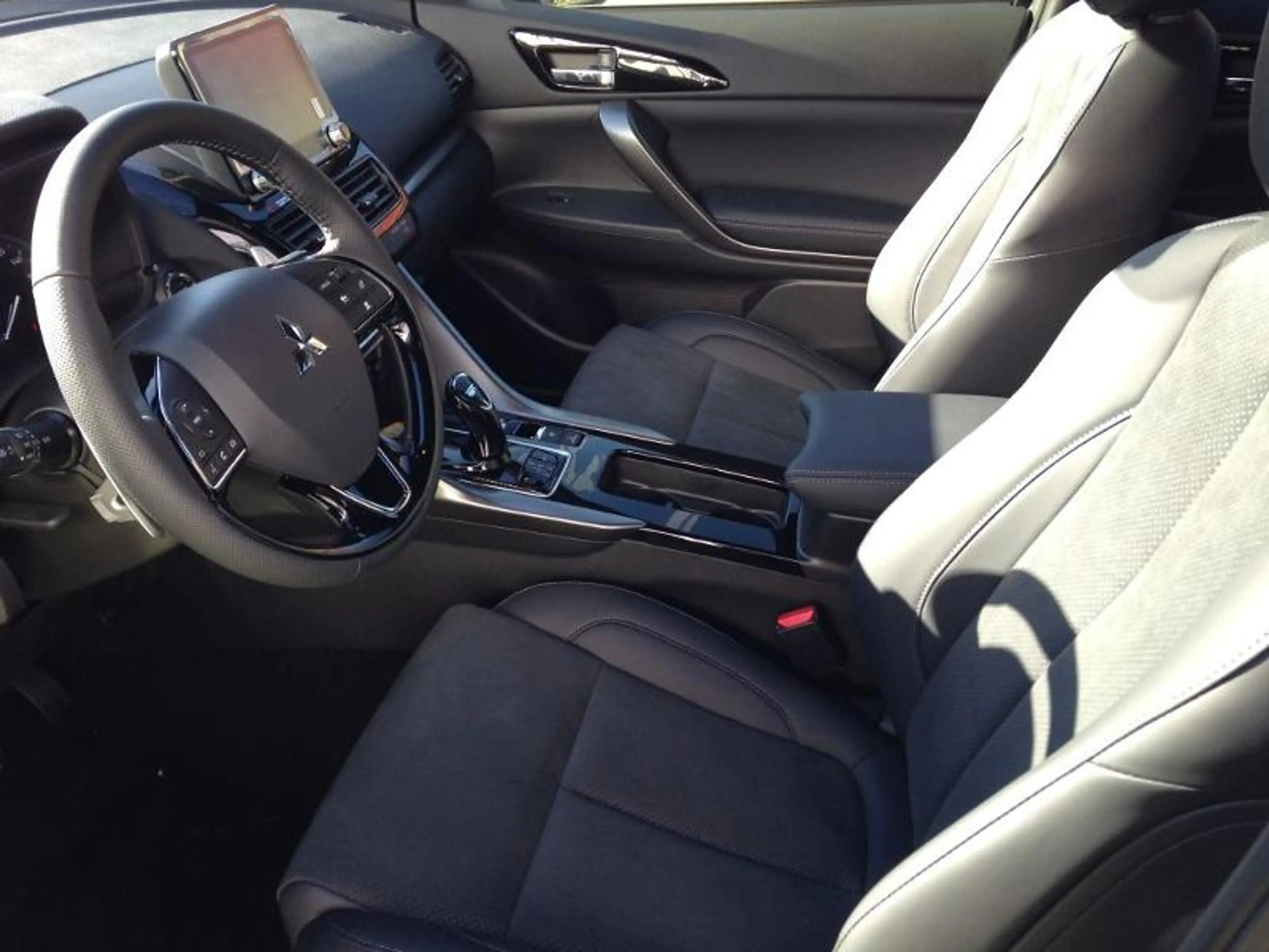 Mitsubishi Eclipse Cross PHEV Select Black 4WD inkl. WKR — photo 3