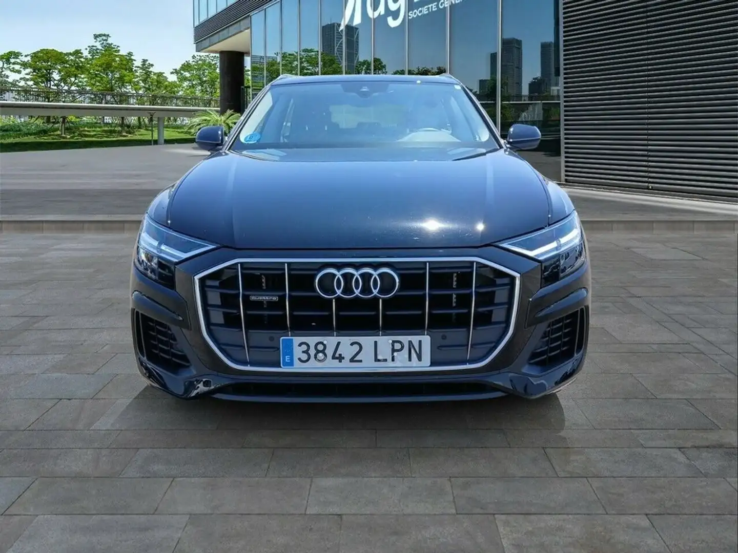 Audi Q8 55 TFSIe 280kW (381CV) quattro tiptronic Negro - 2