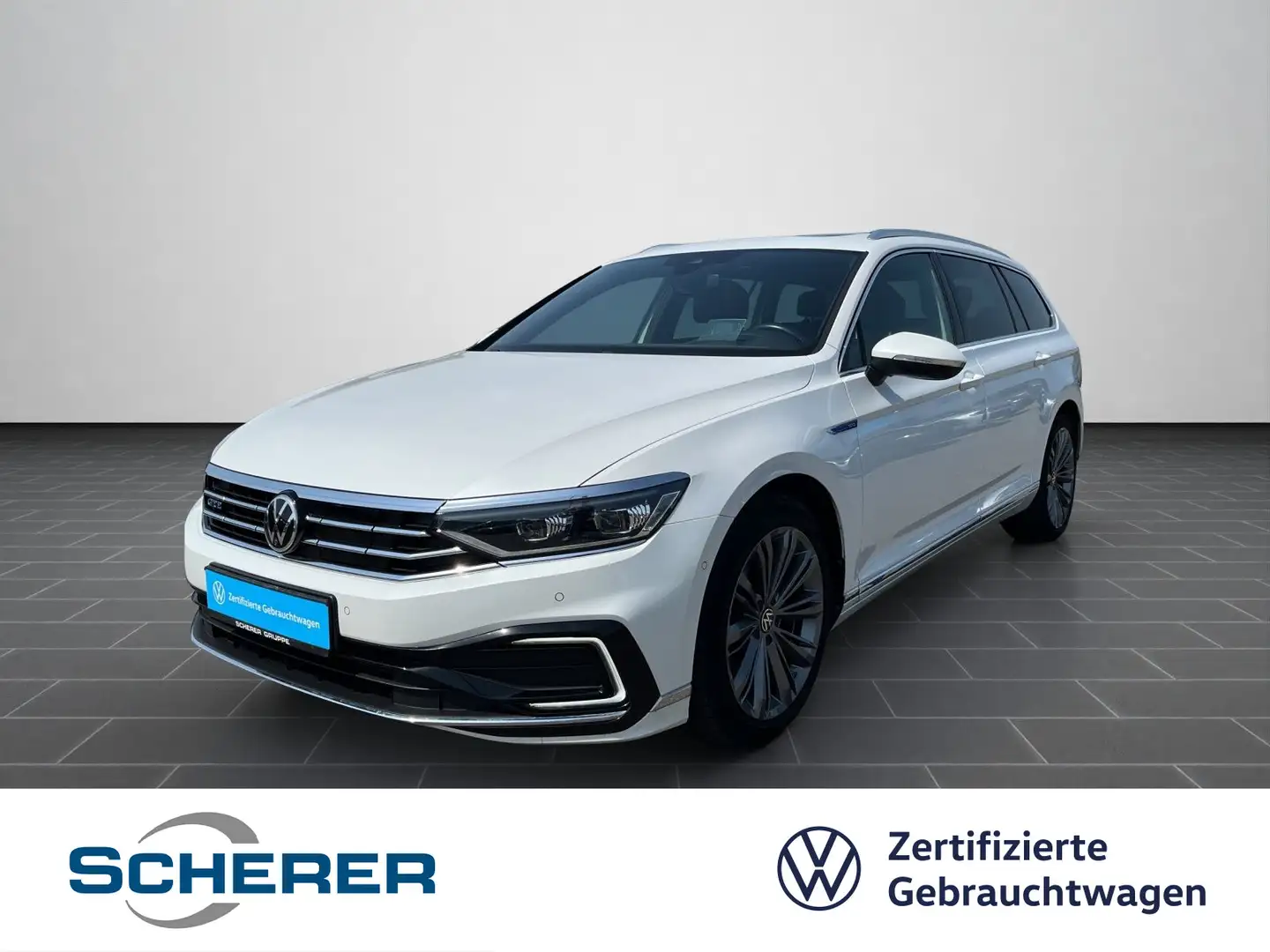Volkswagen Passat Variant GTE DSG/AHK/STHZ/HUD/PANO/NAV/LM Weiß - 1