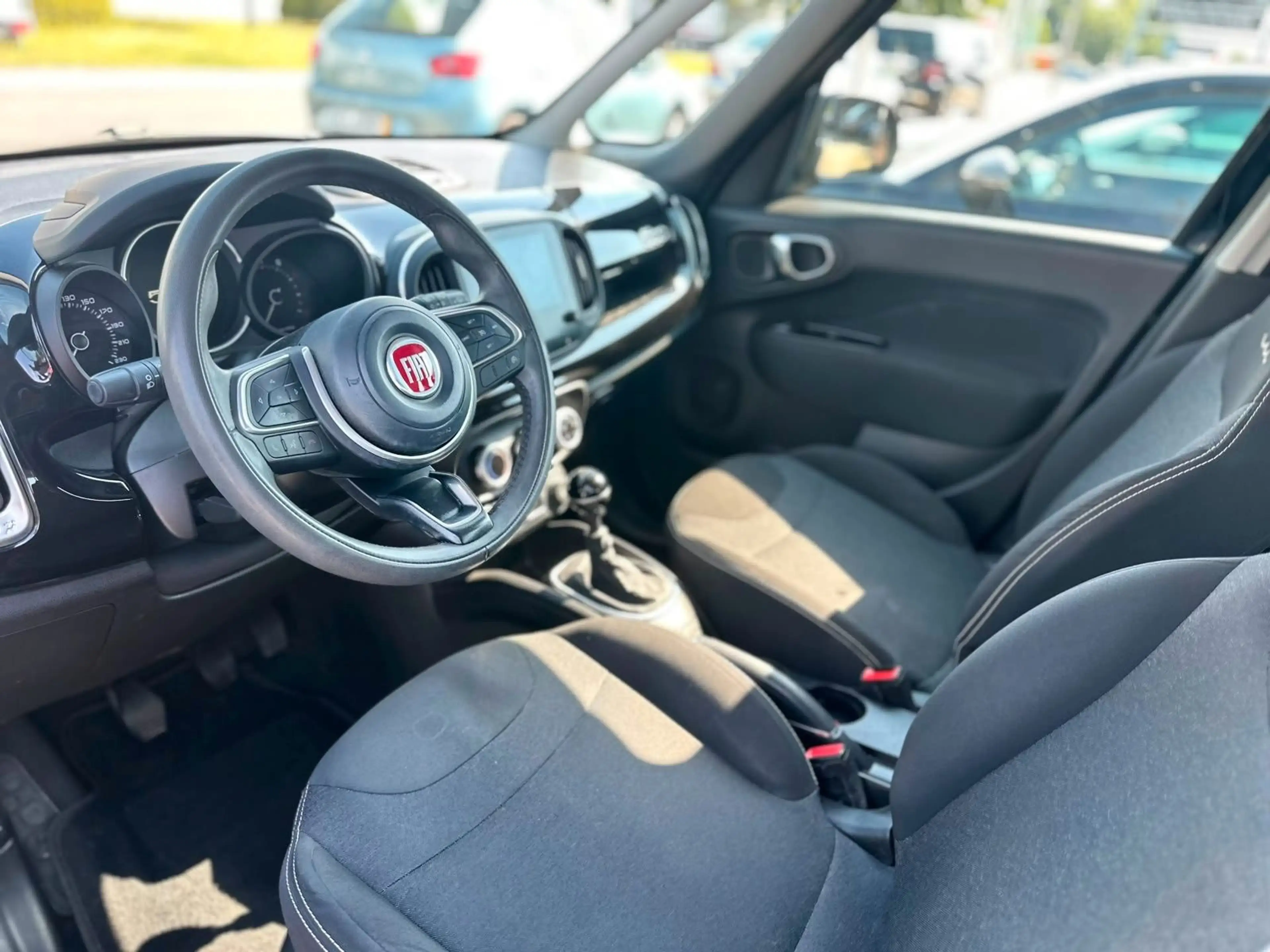 Fiat 500L City Cross 1Hand Klima Tüv Inspektion — photo 8