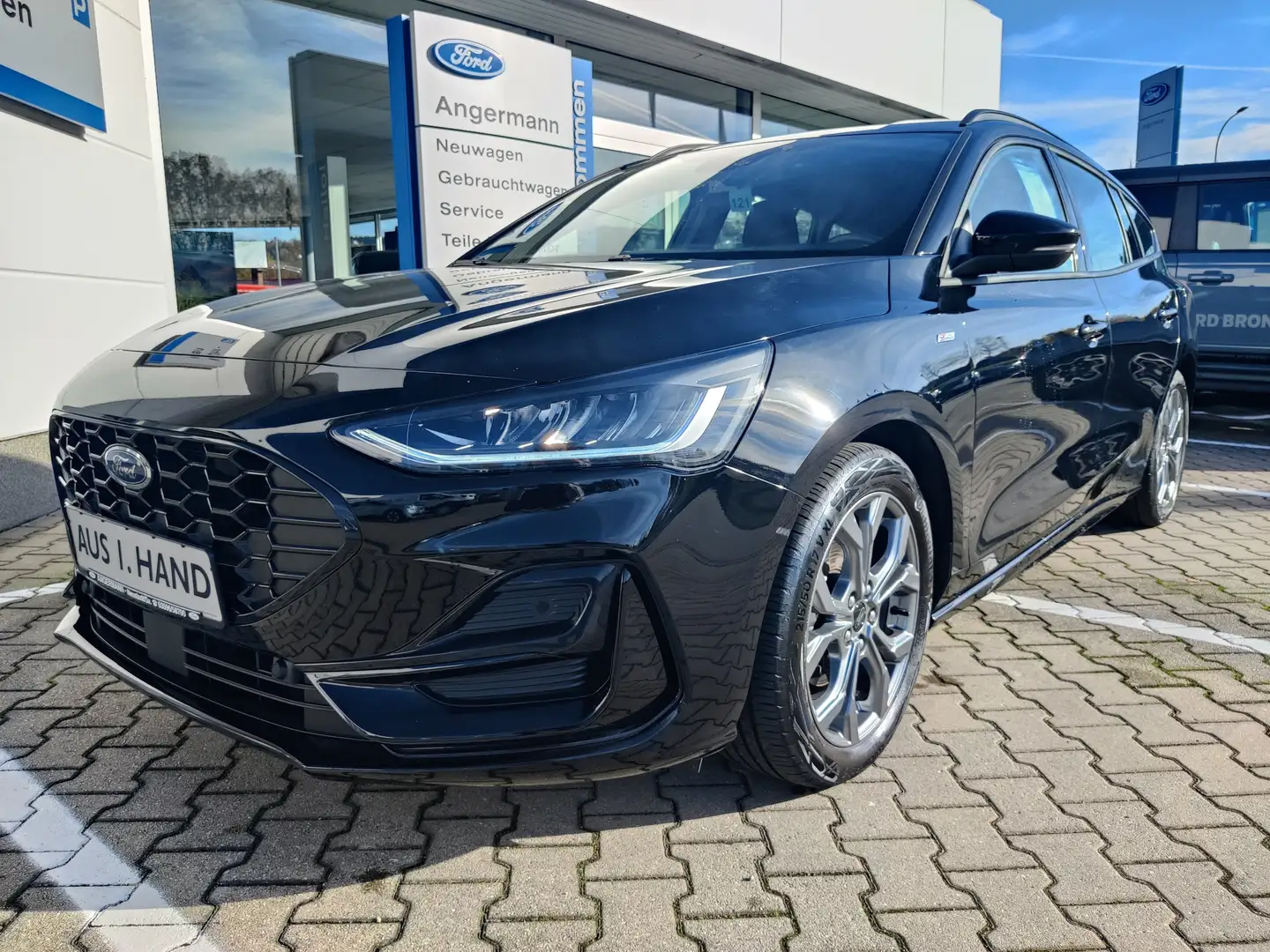 Ford Focus ST-Line Schwarz - 1