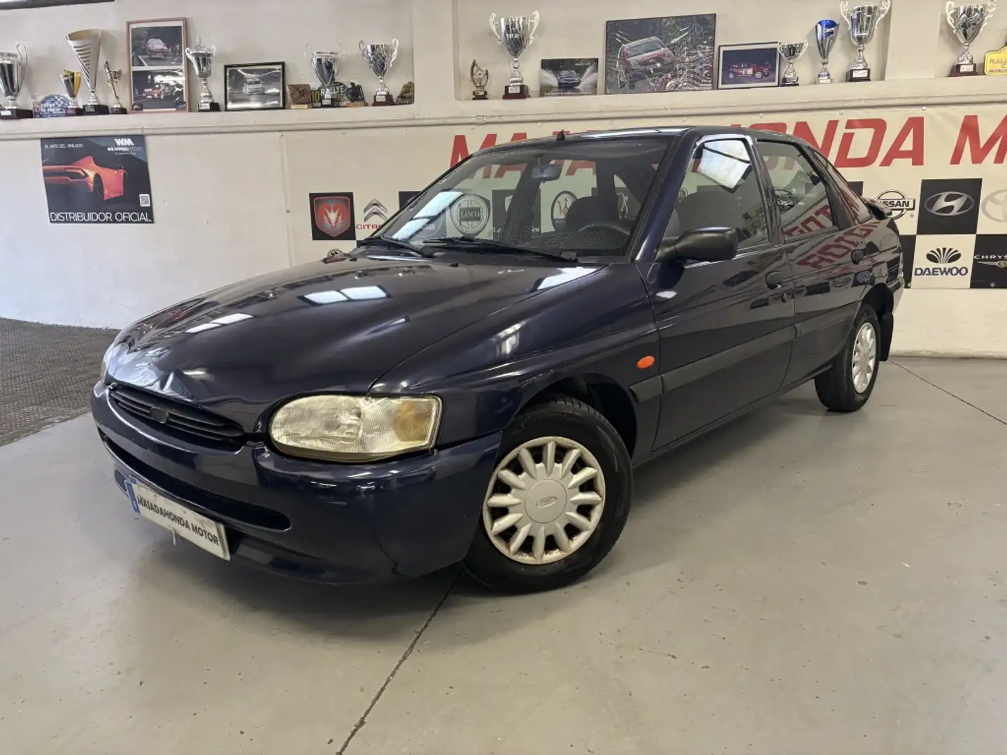 Ford Escort 1.8 D CLX Azul - 1