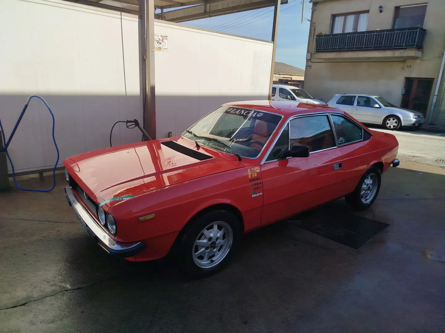 Lancia Beta COUPÉ Rojo - 1