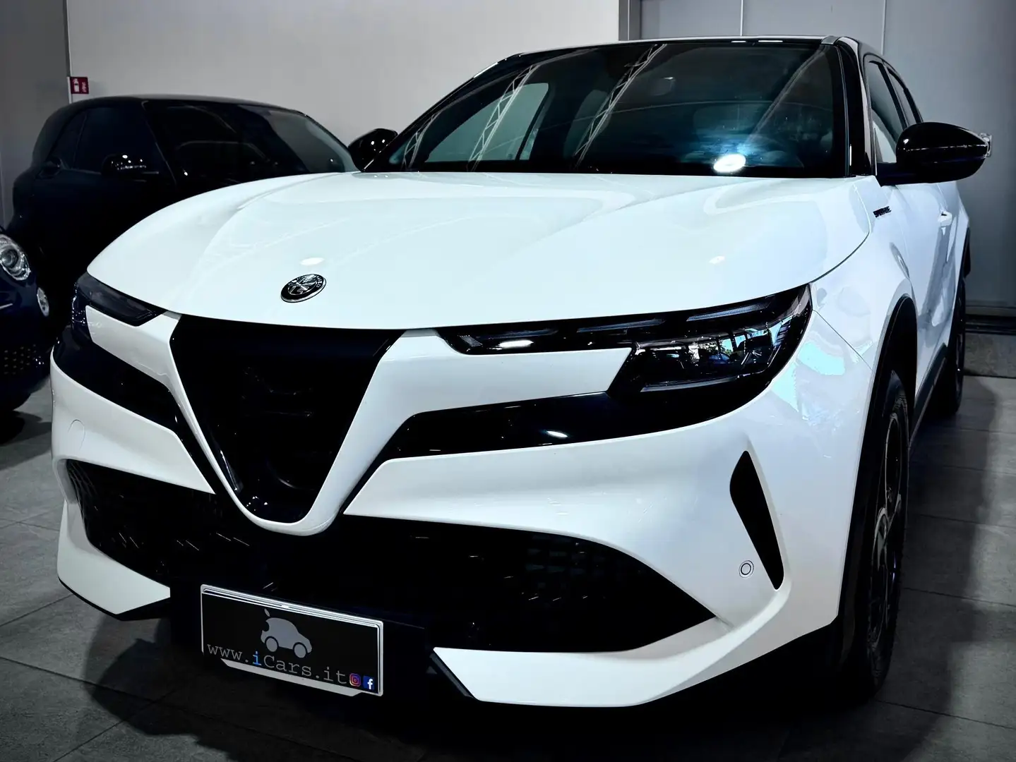 Alfa Romeo Junior 1.2 136 CV Hybrid eDCT6 Speciale Blanc - 1