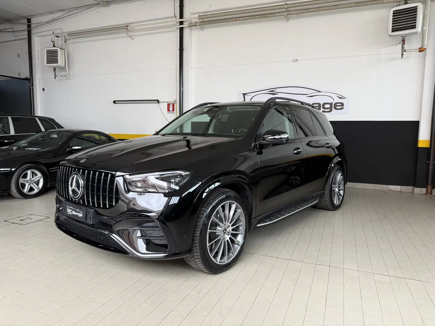 Mercedes-Benz GLE 350 de phev AMG Line Advanced Plus 4matic auto - 1