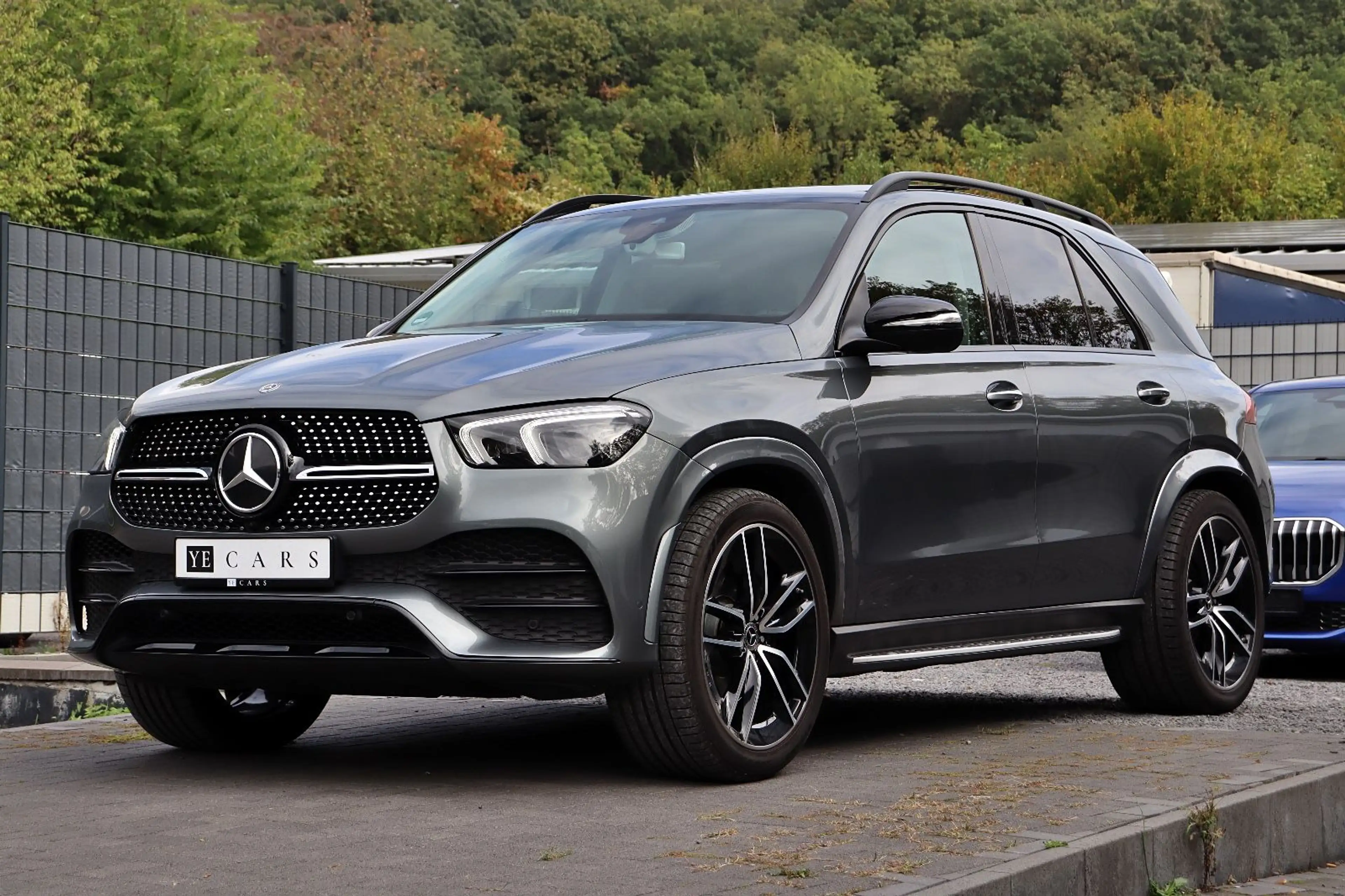 Mercedes-Benz GLE 400 d 4Matic AMG Line *PANO*MULTI-BEAM*360°*
