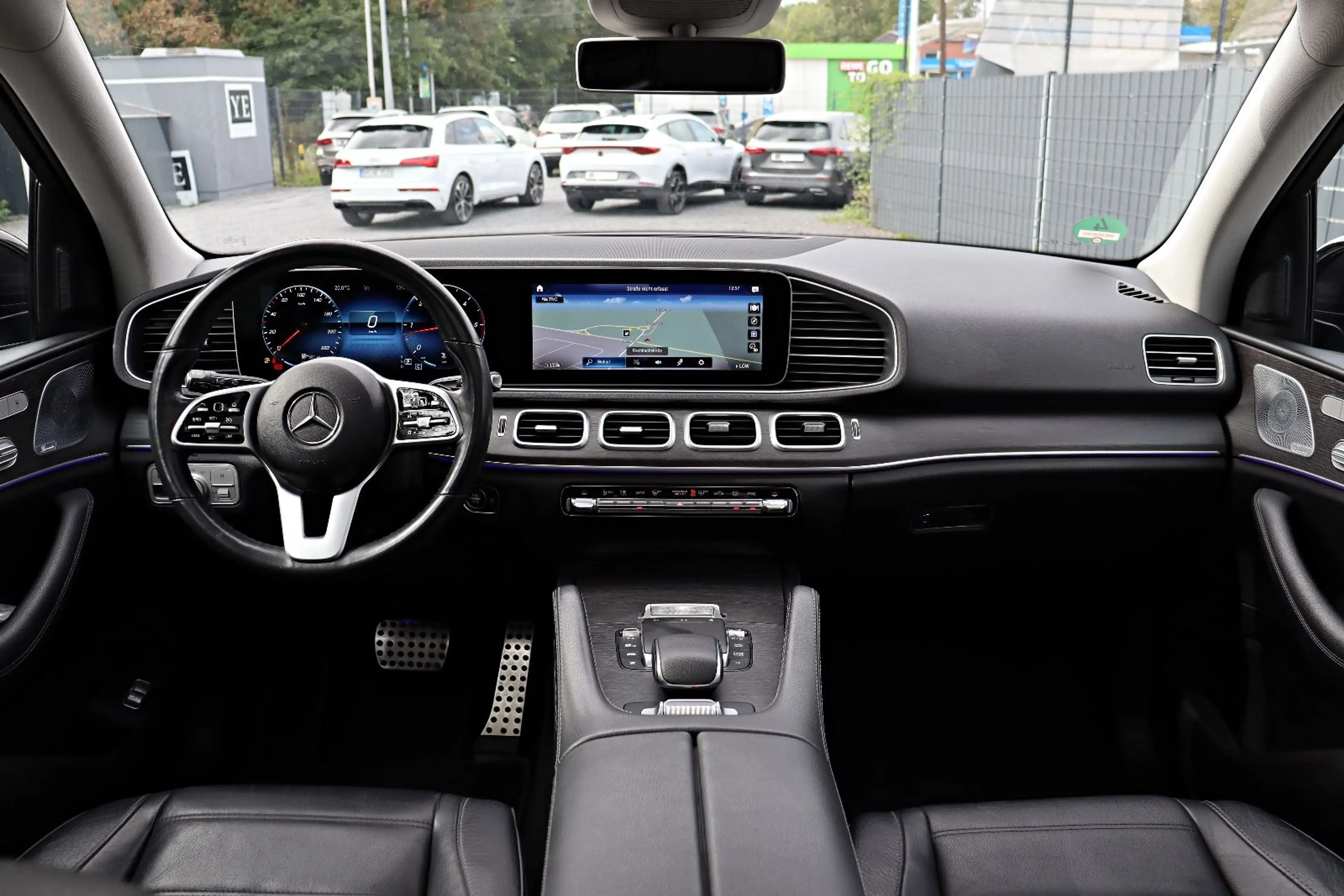 Mercedes-Benz GLE 400 d 4Matic AMG Line *PANO*MULTI-BEAM*360°* — photo 15