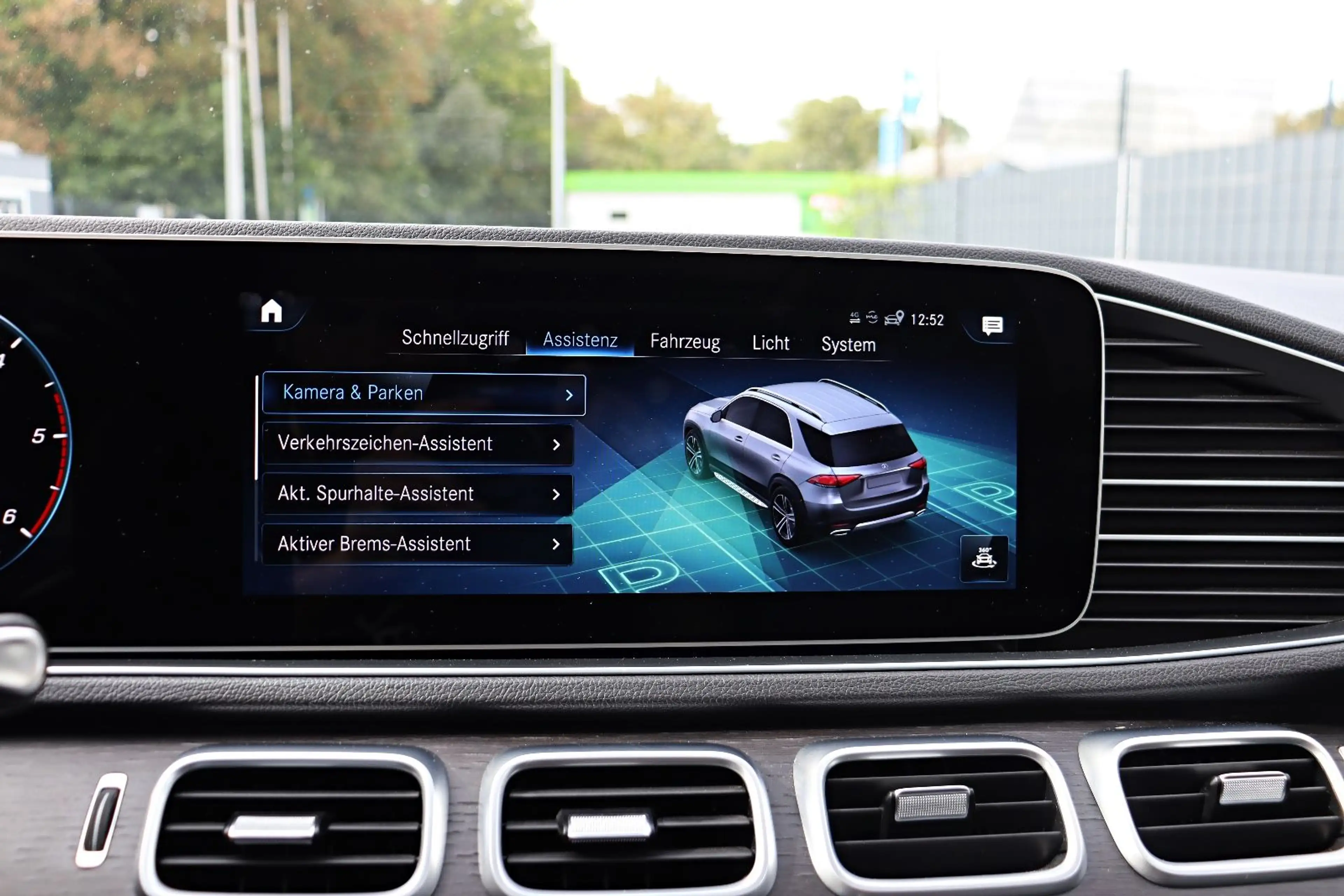Mercedes-Benz GLE 400 d 4Matic AMG Line *PANO*MULTI-BEAM*360°* — photo 28