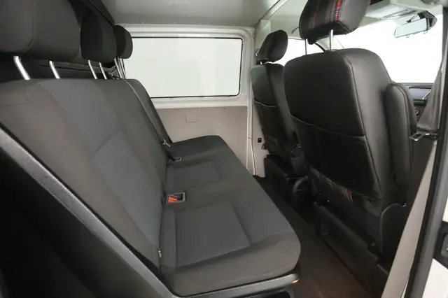 Volkswagen Transporter view 23