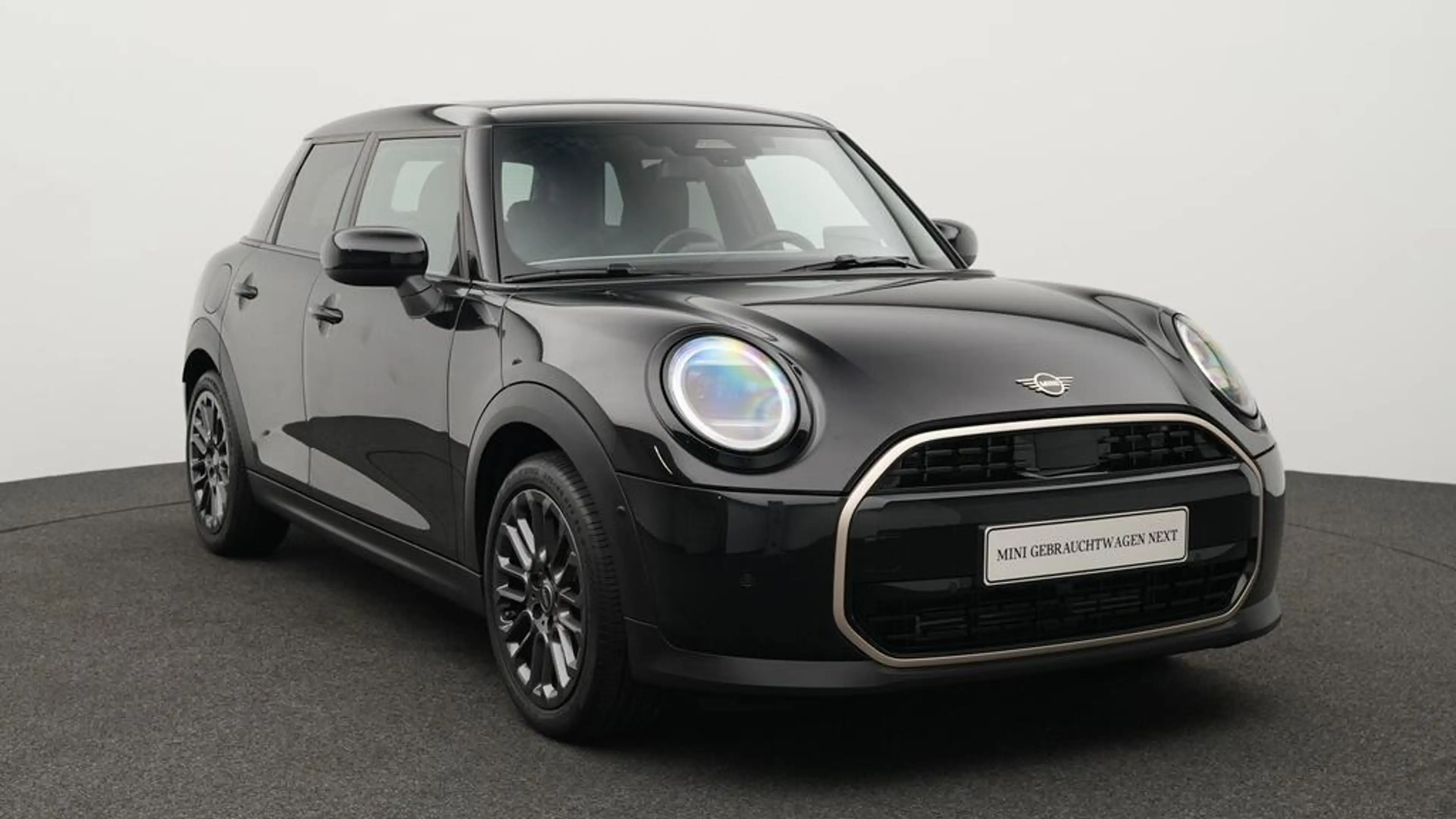MINI Cooper C Favoured Trim — photo 14