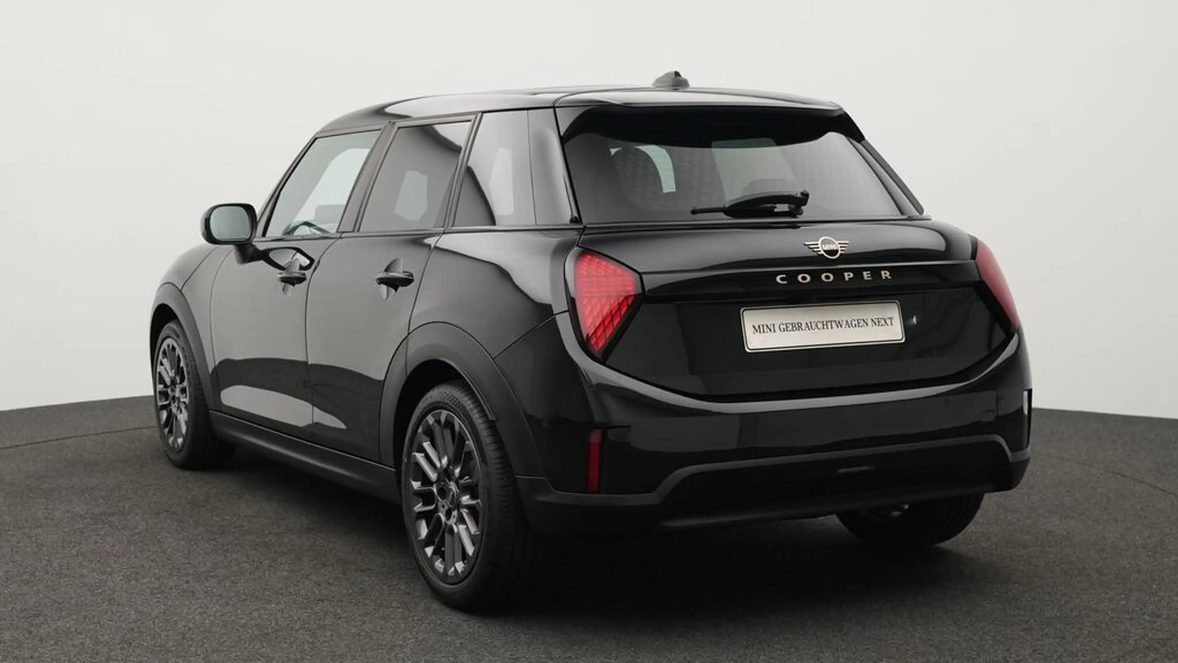 MINI Cooper C Favoured Trim — photo 4