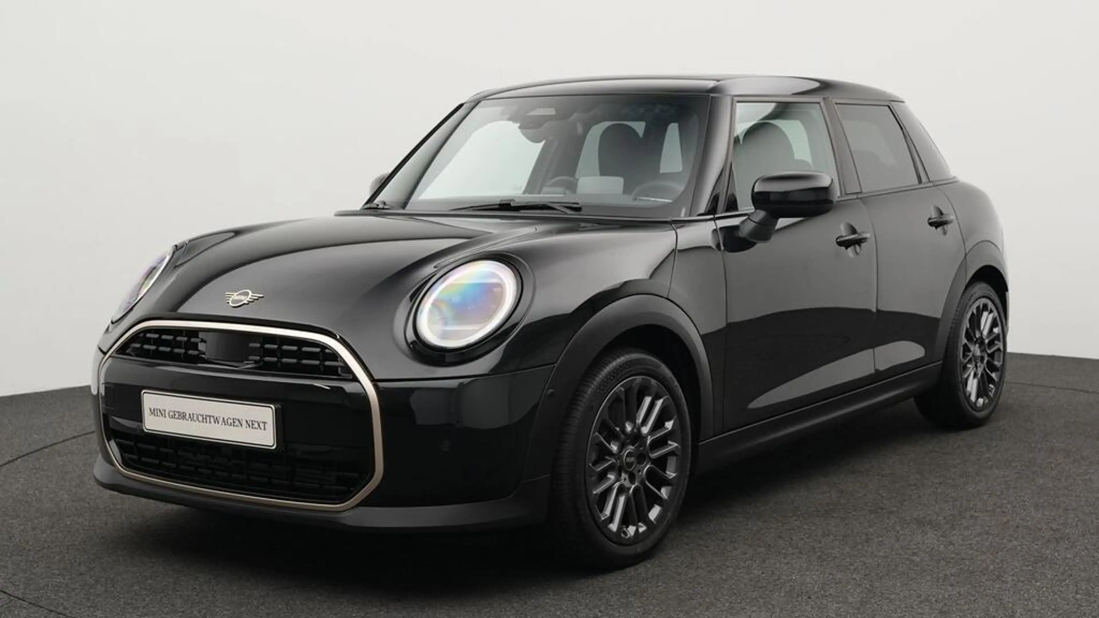 MINI Cooper C Favoured Trim