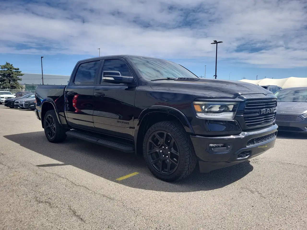 RAM 1500 снимка RAM 1500