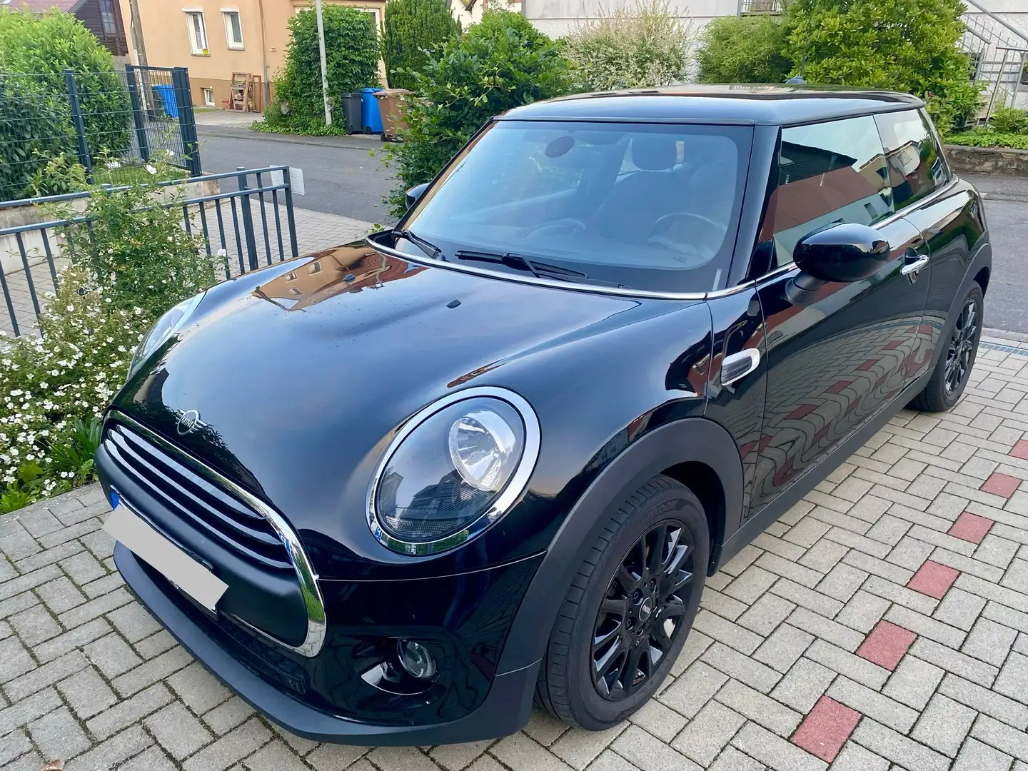 MINI One One (Blackyard), HU neu, 8fach auf Alufelgen Schwarz - 1