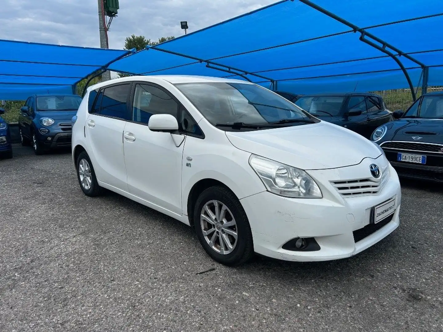 Toyota Verso 1.6 Active 7 posti-UNICO PROPRIETARIO-EURO5B Bianco - 1