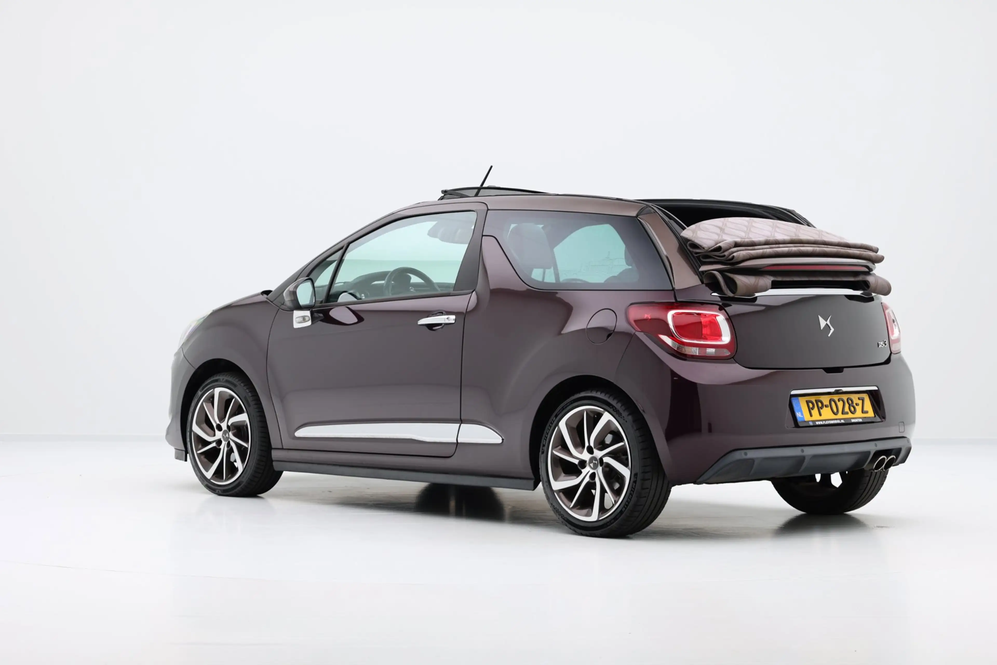 DS Automobiles DS 3 Cabrio 1.2 PureTech 130pk Sport Chic Vouwdak|CarPl — photo 46