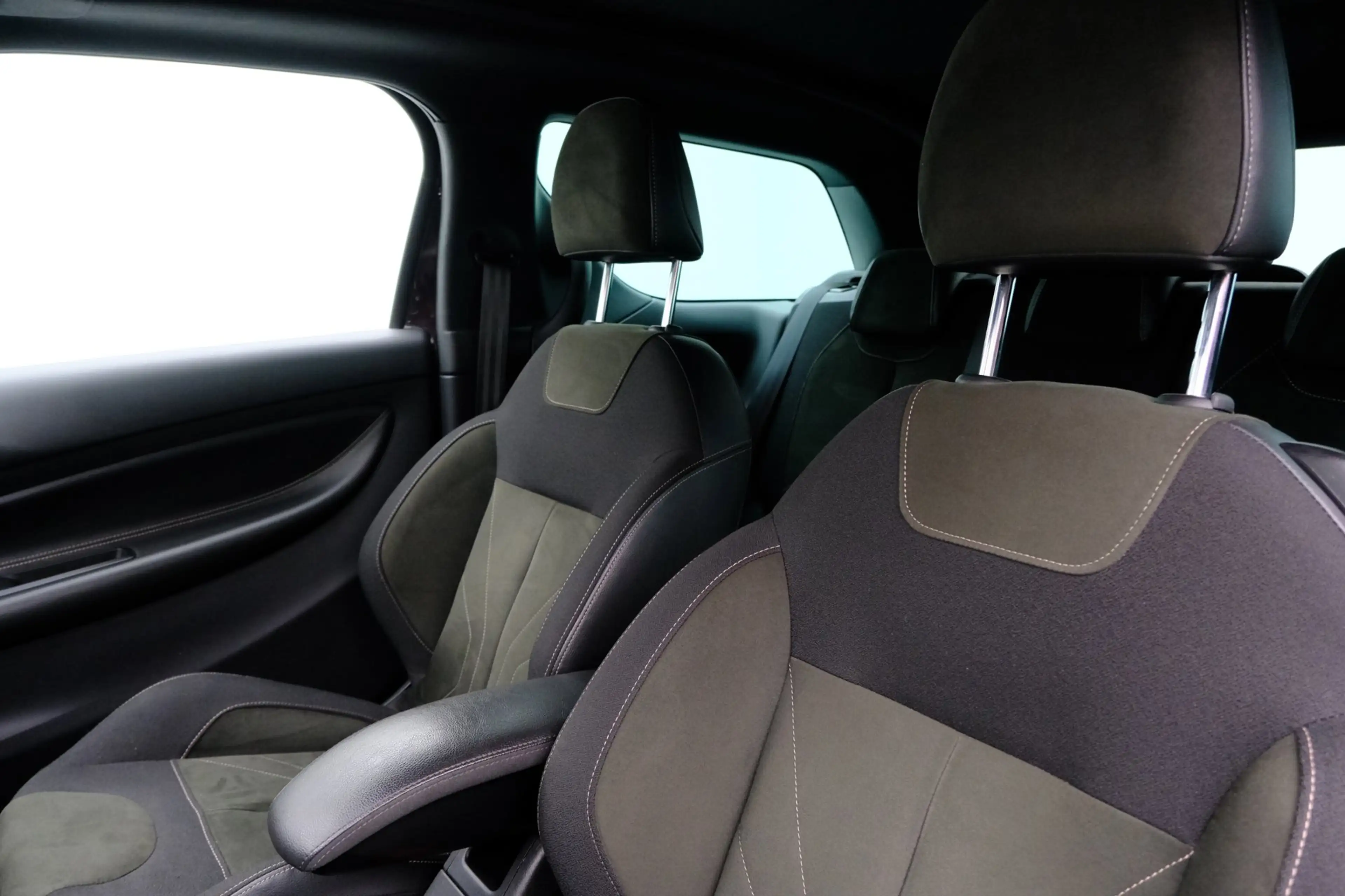 DS Automobiles DS 3 Cabrio 1.2 PureTech 130pk Sport Chic Vouwdak|CarPl — photo 41