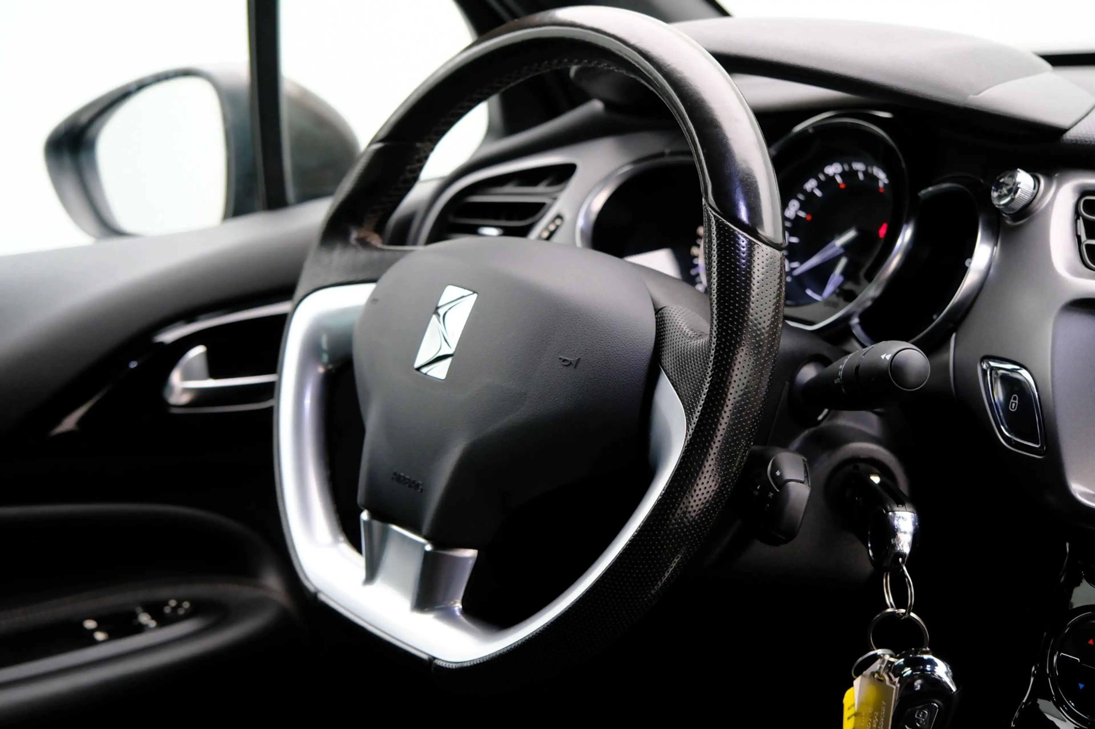 DS Automobiles DS 3 Cabrio 1.2 PureTech 130pk Sport Chic Vouwdak|CarPl — photo 12