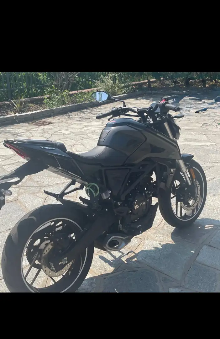 Voge R125 R Nero - 1