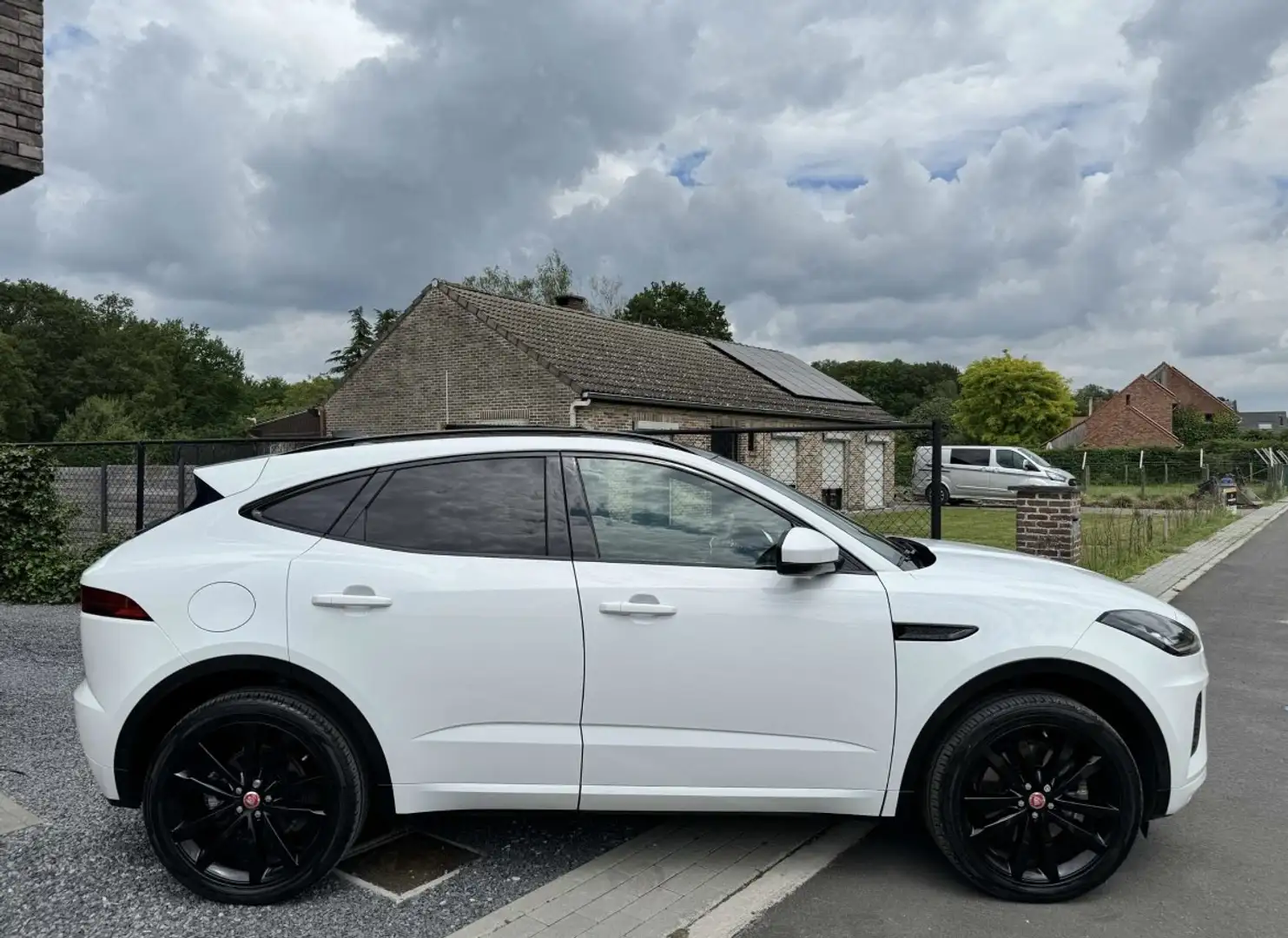 Jaguar E-Pace P250 AWD Aut. R-Dynamic SE ALS NIEUW PANO FULL Blanc - 1