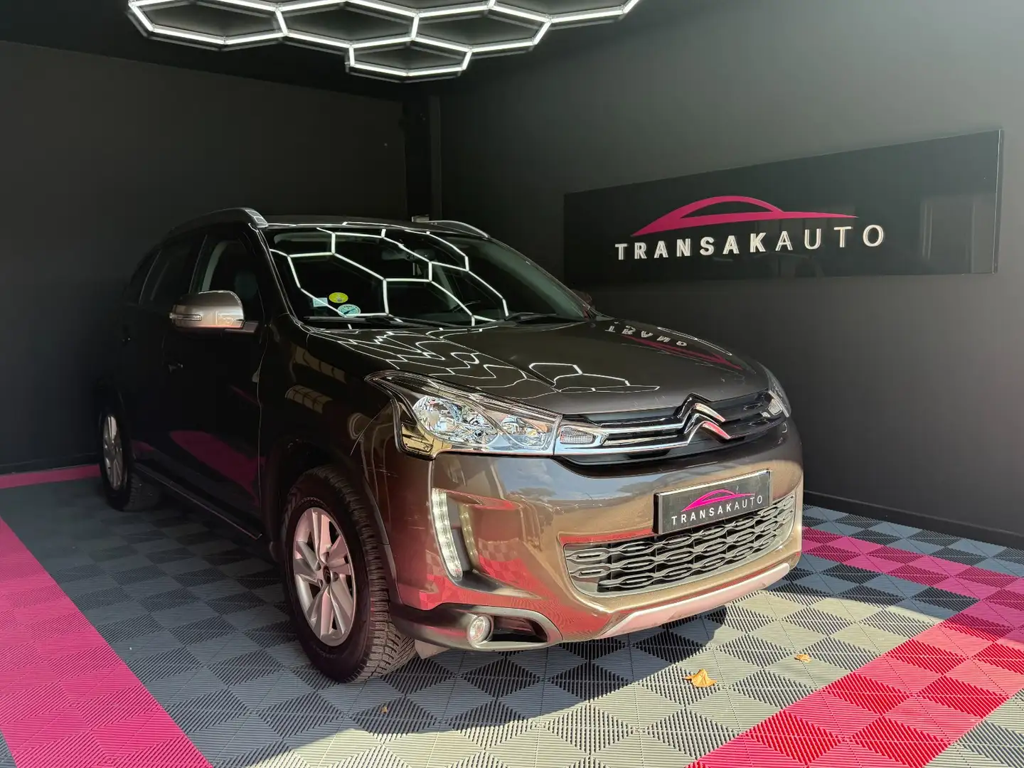Citroen C4 Aircross Collection Bruin - 1