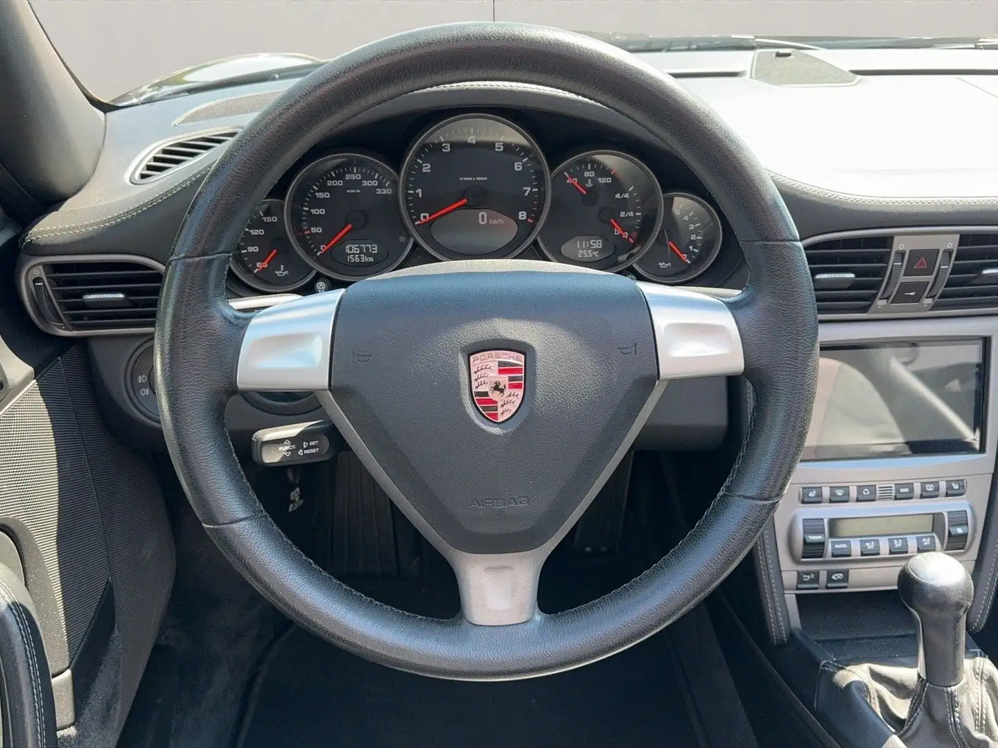 Porsche 997 Cabriolet Bi-Xenon 19" SHZ Sport-Auspuff Schwarz - 2